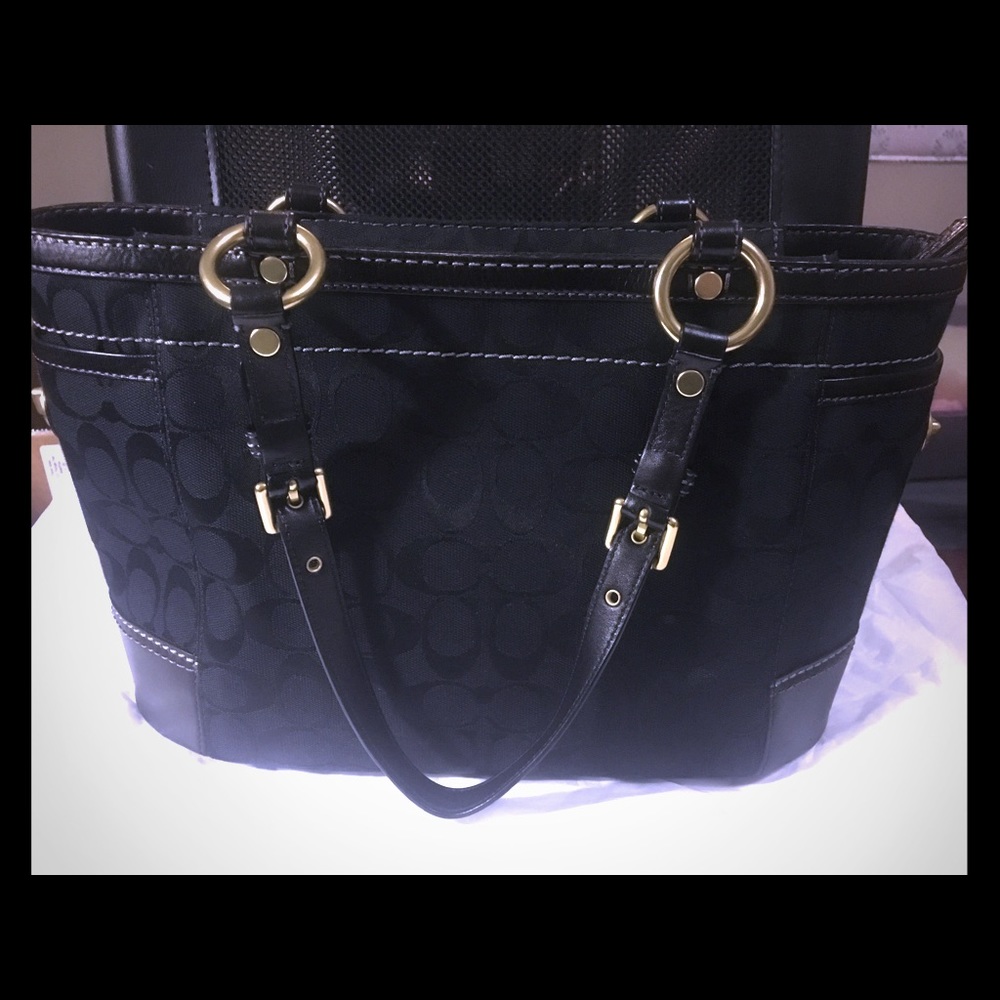Coach handbag